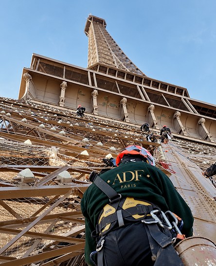 ADF steeplejack working on the Eiffel Tower